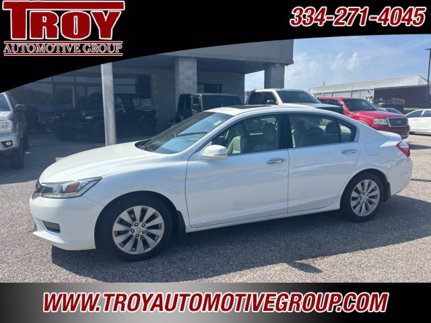 2014 White Orchid Pearl /Parchment Honda Accord EX-L (1HGCR3F89EA) with an 3.5L V6 SOHC i-VTEC 24V engine, Automatic transmission, located at 6812 Atlanta Hwy, Montgomery, AL, 36117, (334) 271-4045, 32.382118, -86.178673 - 1-Owner!!<br>Sunroof!!<br>2-Master Remote Entry Keys!!<br>V6!!- Photo#8