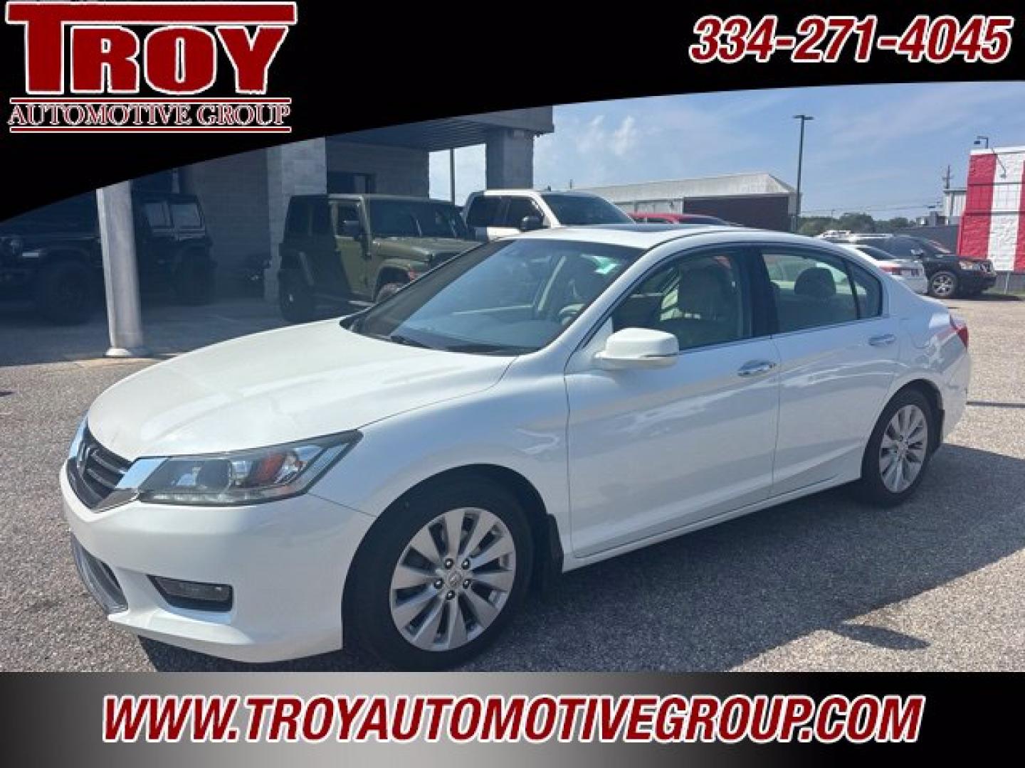 2014 White Orchid Pearl /Parchment Honda Accord EX-L (1HGCR3F89EA) with an 3.5L V6 SOHC i-VTEC 24V engine, Automatic transmission, located at 6812 Atlanta Hwy, Montgomery, AL, 36117, (334) 271-4045, 32.382118, -86.178673 - 1-Owner!!<br>Sunroof!!<br>2-Master Remote Entry Keys!!<br>V6!!- Photo#9