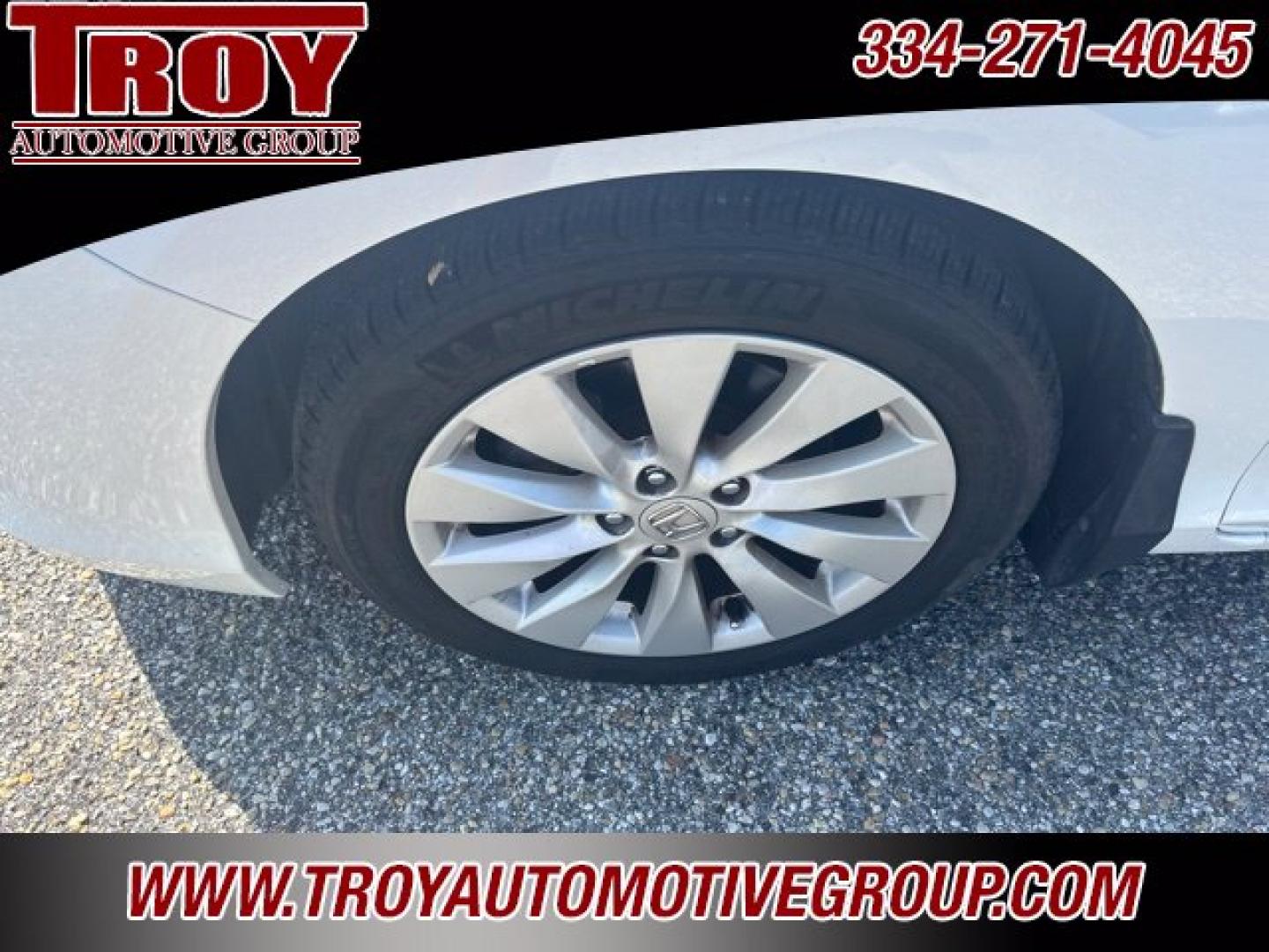 2014 White Orchid Pearl /Parchment Honda Accord EX-L (1HGCR3F89EA) with an 3.5L V6 SOHC i-VTEC 24V engine, Automatic transmission, located at 6812 Atlanta Hwy, Montgomery, AL, 36117, (334) 271-4045, 32.382118, -86.178673 - 1-Owner!!<br>Sunroof!!<br>2-Master Remote Entry Keys!!<br>V6!!- Photo#18