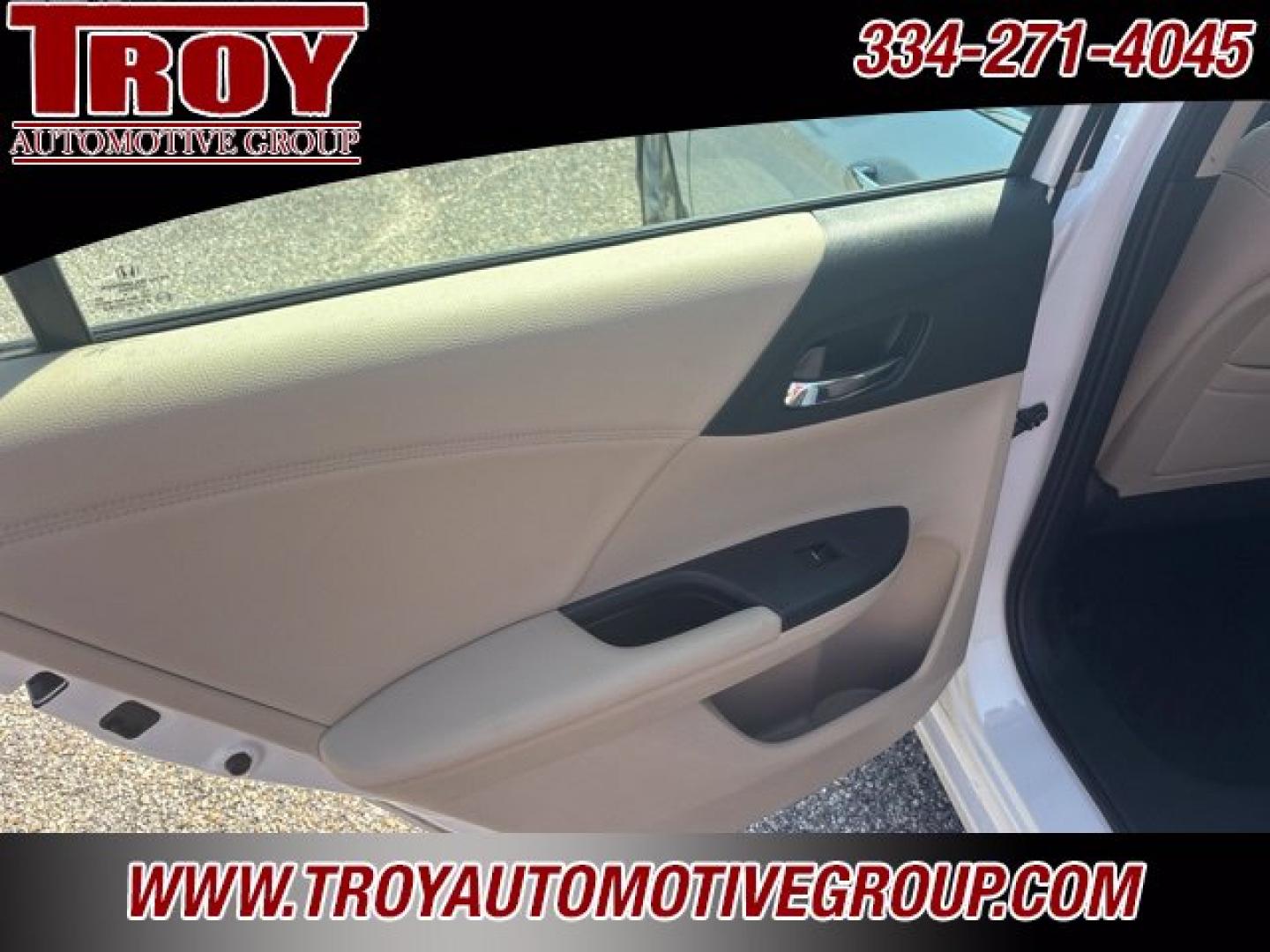 2014 White Orchid Pearl /Parchment Honda Accord EX-L (1HGCR3F89EA) with an 3.5L V6 SOHC i-VTEC 24V engine, Automatic transmission, located at 6812 Atlanta Hwy, Montgomery, AL, 36117, (334) 271-4045, 32.382118, -86.178673 - 1-Owner!!<br>Sunroof!!<br>2-Master Remote Entry Keys!!<br>V6!!- Photo#21