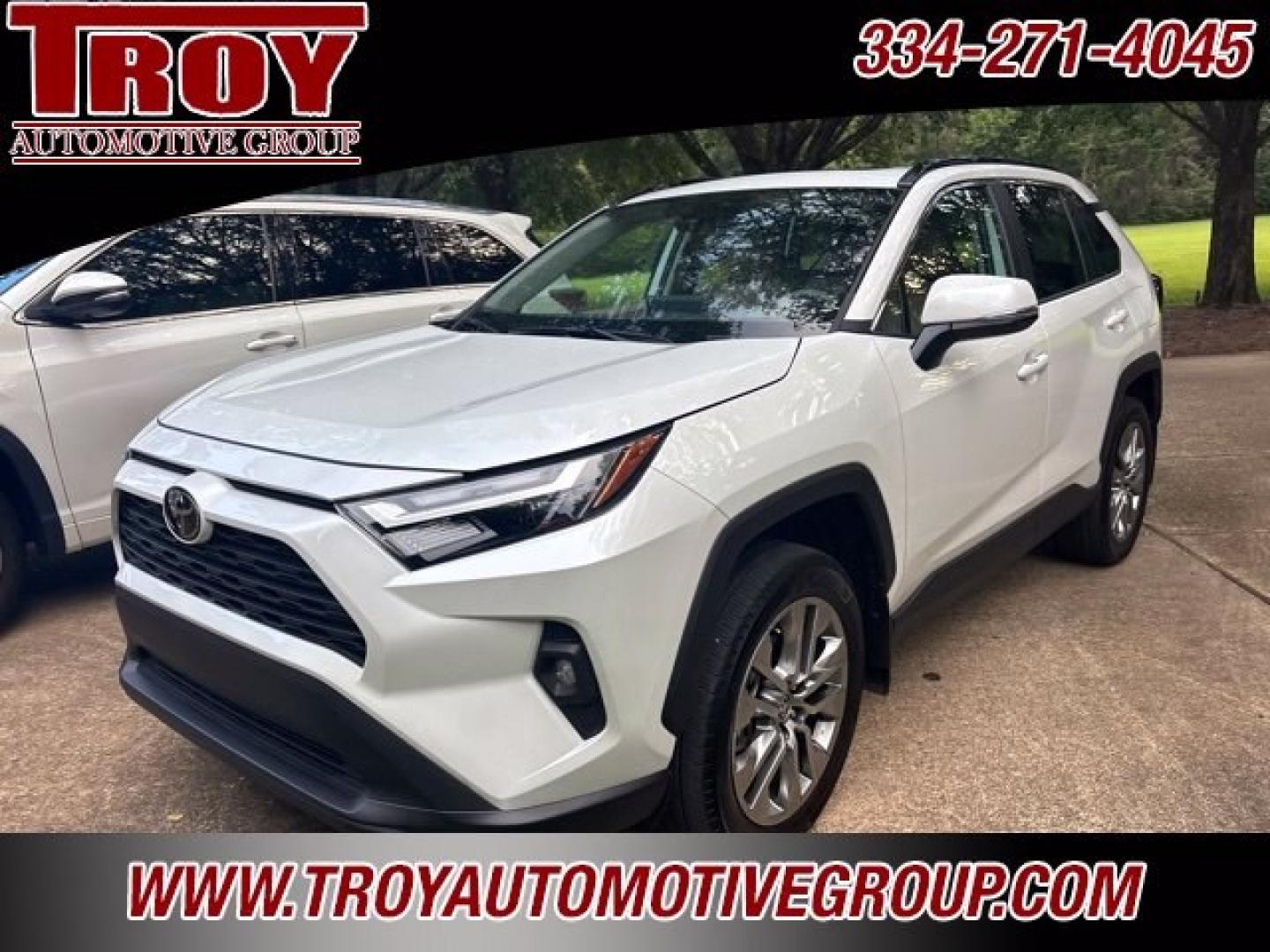 2025 Pearl /Nutmeg Toyota RAV4 XLE Premium (2T3C1RFVXSW) with an 2.5L 4-Cylinder DOHC Dual VVT-i engine, Automatic transmission, located at 6812 Atlanta Hwy, Montgomery, AL, 36117, (334) 271-4045, 32.382118, -86.178673 - 1-Local Owner Trade In!!<br>Sunroof!!<br>Navigation!!<br>2-Master Remote Keys!<br>Like New!- Photo#3