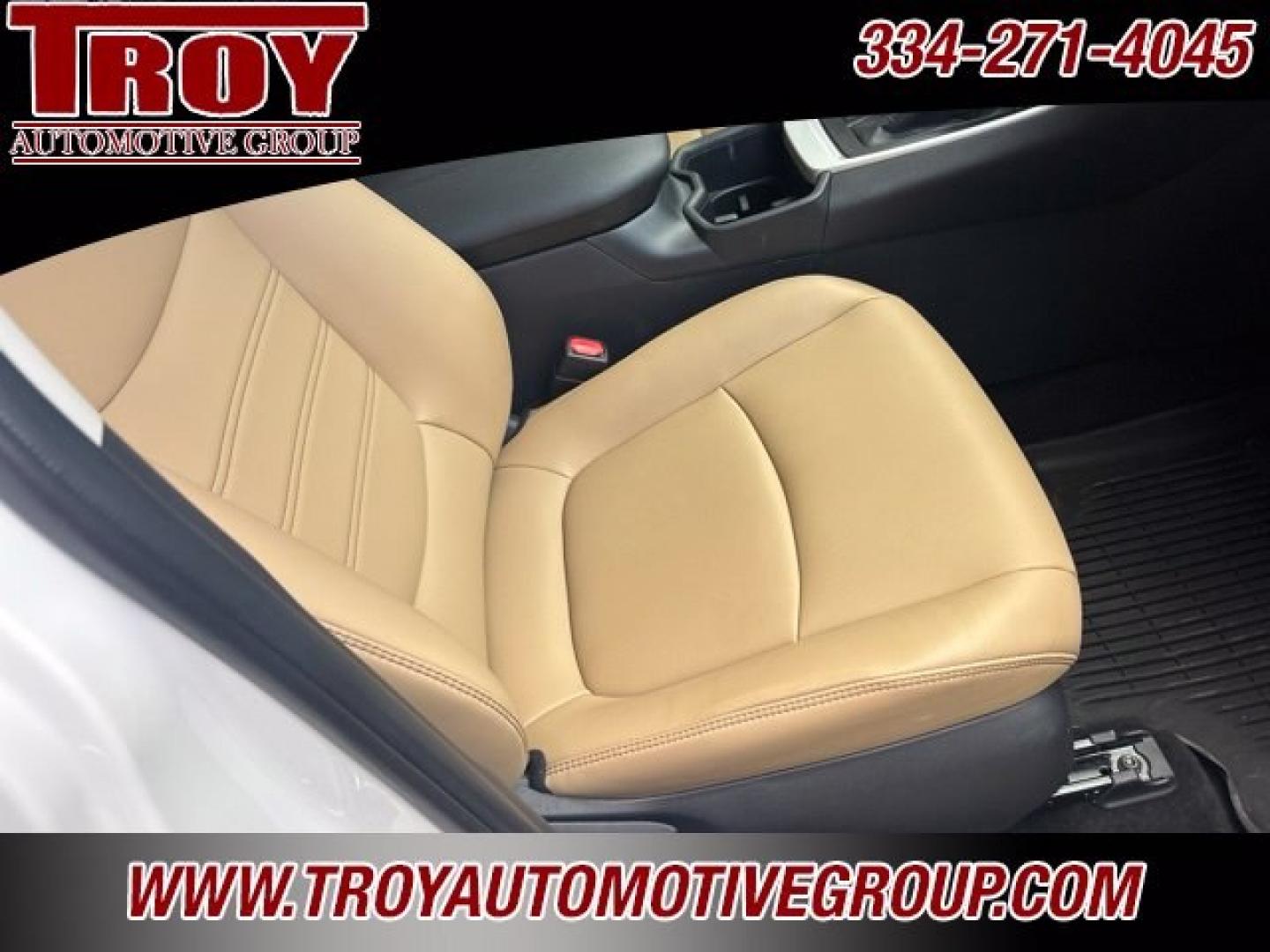 2025 Pearl /Nutmeg Toyota RAV4 XLE Premium (2T3C1RFVXSW) with an 2.5L 4-Cylinder DOHC Dual VVT-i engine, Automatic transmission, located at 6812 Atlanta Hwy, Montgomery, AL, 36117, (334) 271-4045, 32.382118, -86.178673 - 1-Local Owner Trade In!!<br>Sunroof!!<br>Navigation!!<br>2-Master Remote Keys!<br>Like New!- Photo#10