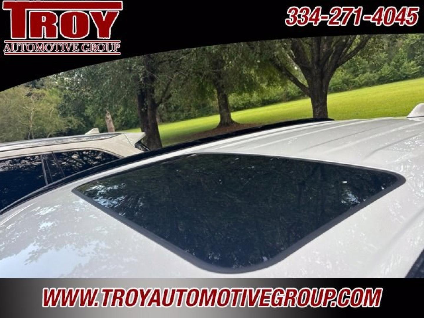 2025 Pearl /Nutmeg Toyota RAV4 XLE Premium (2T3C1RFVXSW) with an 2.5L 4-Cylinder DOHC Dual VVT-i engine, Automatic transmission, located at 6812 Atlanta Hwy, Montgomery, AL, 36117, (334) 271-4045, 32.382118, -86.178673 - 1-Local Owner Trade In!!<br>Sunroof!!<br>Navigation!!<br>2-Master Remote Keys!<br>Like New!- Photo#27