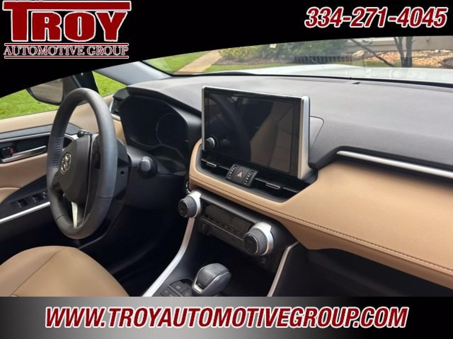 2025 Pearl /Nutmeg Toyota RAV4 XLE Premium (2T3C1RFVXSW) with an 2.5L 4-Cylinder DOHC Dual VVT-i engine, Automatic transmission, located at 6812 Atlanta Hwy, Montgomery, AL, 36117, (334) 271-4045, 32.382118, -86.178673 - 1-Local Owner Trade In!!<br>Sunroof!!<br>Navigation!!<br>2-Master Remote Keys!<br>Like New!- Photo#15