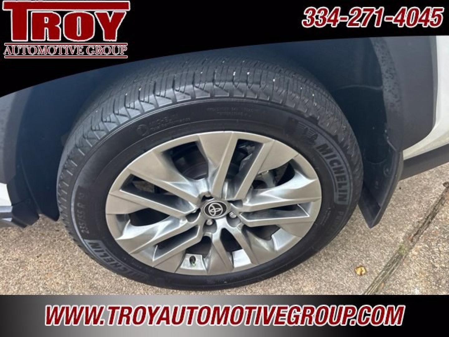 2025 Pearl /Nutmeg Toyota RAV4 XLE Premium (2T3C1RFVXSW) with an 2.5L 4-Cylinder DOHC Dual VVT-i engine, Automatic transmission, located at 6812 Atlanta Hwy, Montgomery, AL, 36117, (334) 271-4045, 32.382118, -86.178673 - 1-Local Owner Trade In!!<br>Sunroof!!<br>Navigation!!<br>2-Master Remote Keys!<br>Like New!- Photo#32
