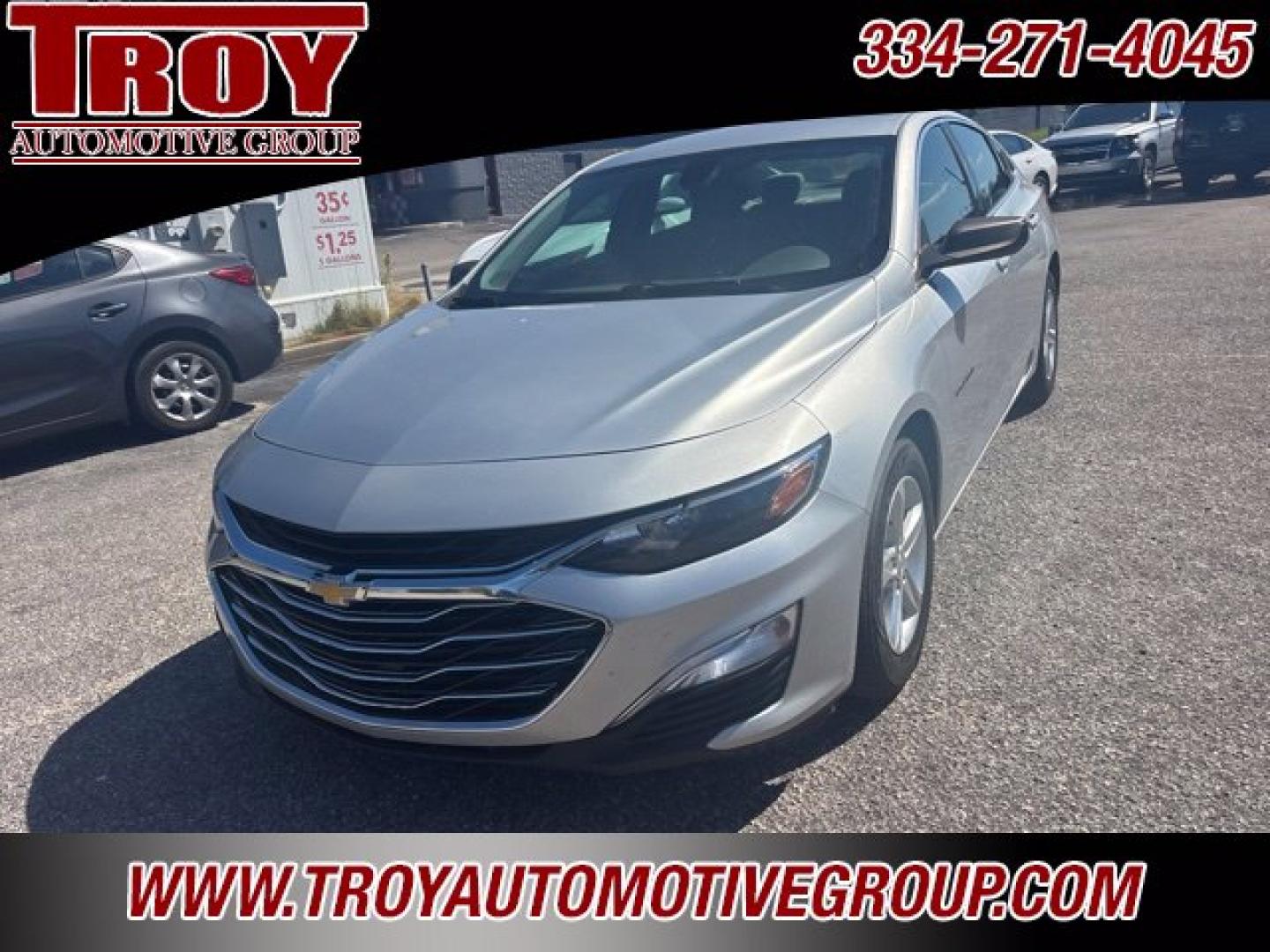 2022 Silver Ice Metallic /Dark Atmosphere/ Medium Ash Gray Chevrolet Malibu LS (1G1ZC5ST0NF) with an 1.5L DOHC engine, CVT transmission, located at 6812 Atlanta Hwy, Montgomery, AL, 36117, (334) 271-4045, 32.382118, -86.178673 - Silver Ice Metallic 2022 Chevrolet Malibu LS FWD 1FL 1.5L DOHC CVT<br><br>Financing Available---Top Value for Trades.<br><br>29/36 City/Highway MPG- Photo#4
