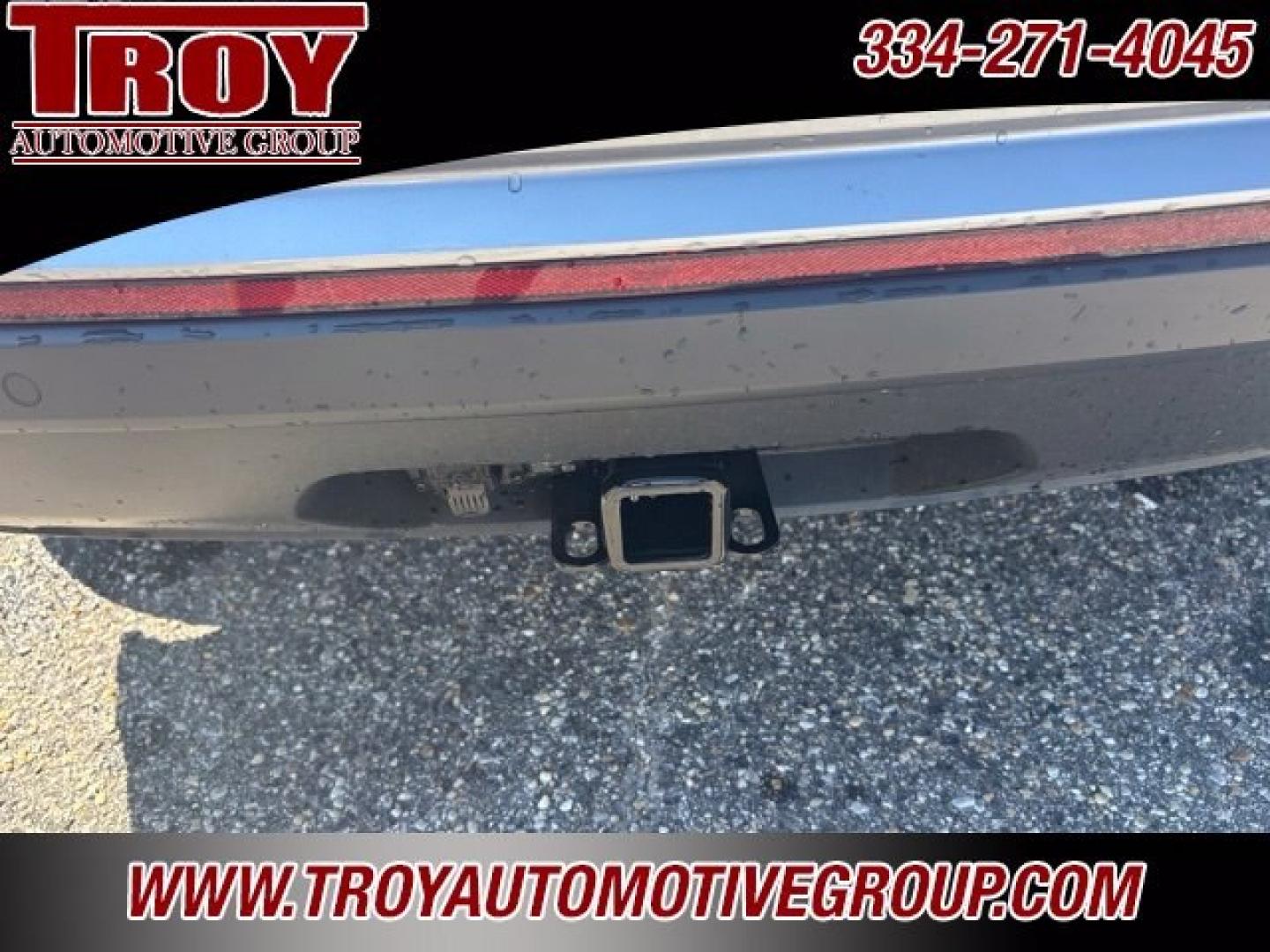 2024 Pure Gray /Titan Black Volkswagen Atlas Cross Sport 2.0T SE w/Technology (1V2JE2CA9RC) with an 2.0L TSI engine, Automatic transmission, located at 6812 Atlanta Hwy, Montgomery, AL, 36117, (334) 271-4045, 32.382118, -86.178673 - Tow Package!<br>1-Owner!!<br>Sunroof<br>Back Up Camera!!<br>Heated/Cooled Seats!!- Photo#18