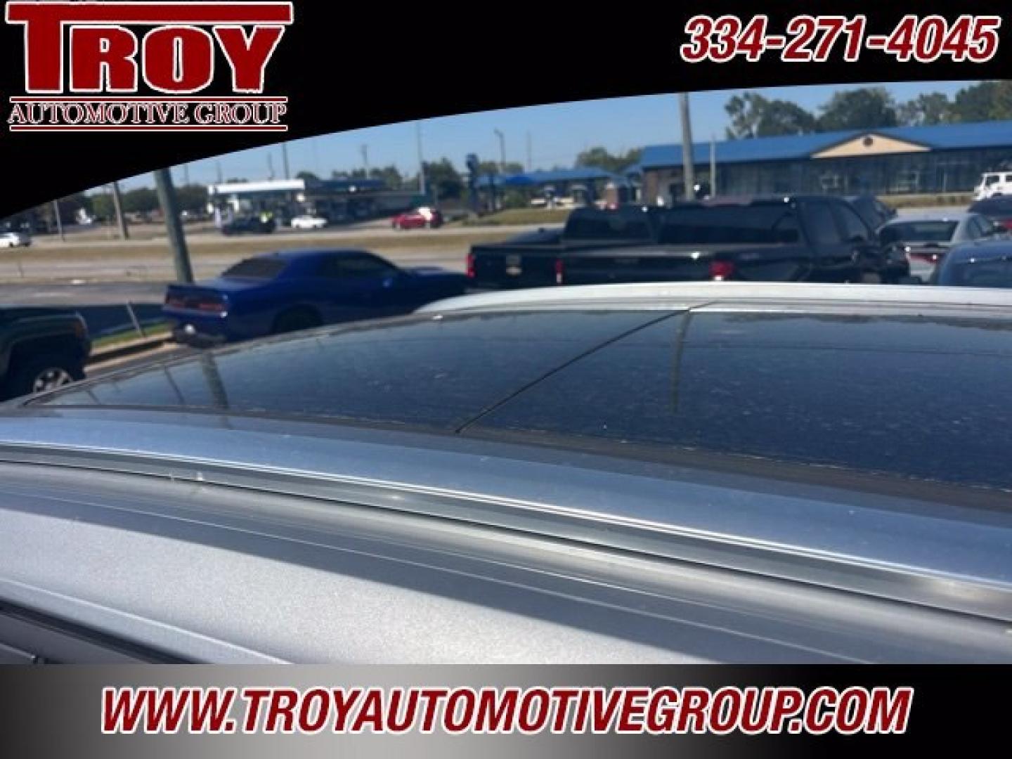 2024 Pure Gray /Titan Black Volkswagen Atlas Cross Sport 2.0T SE w/Technology (1V2JE2CA9RC) with an 2.0L TSI engine, Automatic transmission, located at 6812 Atlanta Hwy, Montgomery, AL, 36117, (334) 271-4045, 32.382118, -86.178673 - Tow Package!<br>1-Owner!!<br>Sunroof<br>Back Up Camera!!<br>Heated/Cooled Seats!!- Photo#23