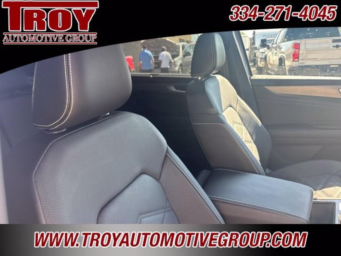 2024 Pure Gray /Titan Black Volkswagen Atlas Cross Sport 2.0T SE w/Technology (1V2JE2CA9RC) with an 2.0L TSI engine, Automatic transmission, located at 6812 Atlanta Hwy, Montgomery, AL, 36117, (334) 271-4045, 32.382118, -86.178673 - Tow Package!<br>1-Owner!!<br>Sunroof<br>Back Up Camera!!<br>Heated/Cooled Seats!!- Photo#44