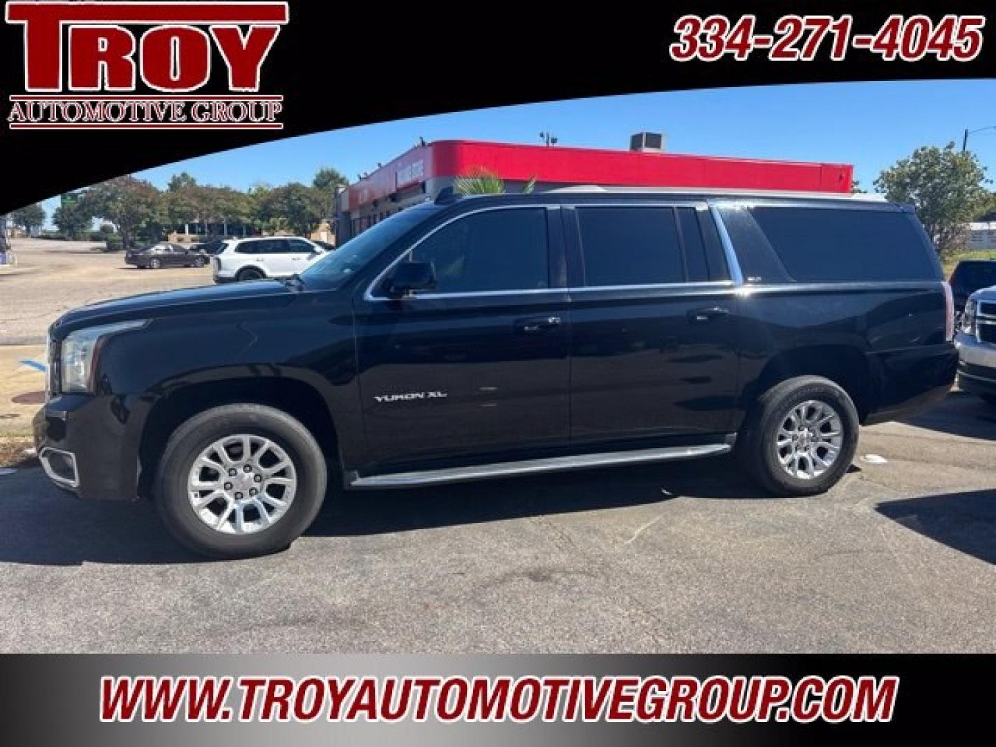 2019 Onyx Black /Cocoa/Dune GMC Yukon XL SLT (1GKS1GKC8KR) with an EcoTec3 5.3L V8 engine, Automatic transmission, located at 6812 Atlanta Hwy, Montgomery, AL, 36117, (334) 271-4045, 32.382118, -86.178673 - Onyx Black 2019 GMC Yukon XL SLT RWD EcoTec3 5.3L V8 6-Speed Automatic Electronic with Overdrive<br><br>Financing Available---Top Value for Trades.- Photo#1