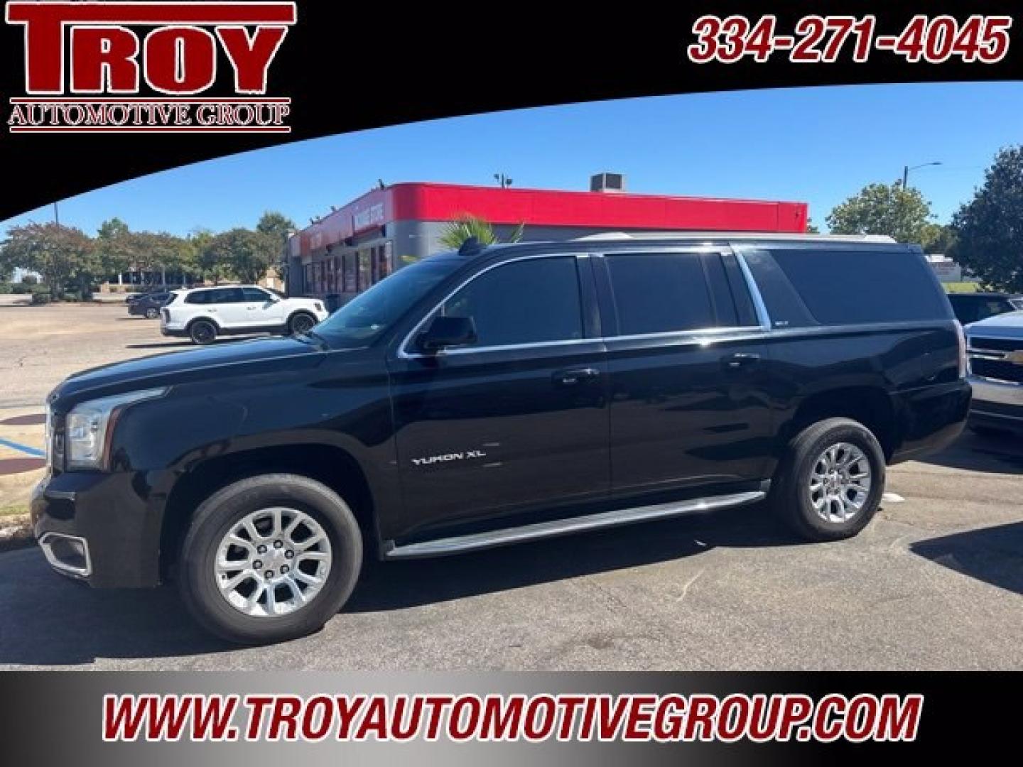 2019 Onyx Black /Cocoa/Dune GMC Yukon XL SLT (1GKS1GKC8KR) with an EcoTec3 5.3L V8 engine, Automatic transmission, located at 6812 Atlanta Hwy, Montgomery, AL, 36117, (334) 271-4045, 32.382118, -86.178673 - Onyx Black 2019 GMC Yukon XL SLT RWD EcoTec3 5.3L V8 6-Speed Automatic Electronic with Overdrive<br><br>Financing Available---Top Value for Trades.- Photo#2