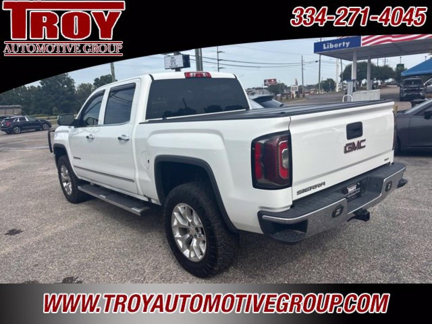 2018 Summit White /Cocoa/Dune GMC Sierra 1500 SLT (3GTU2NEC9JG) with an EcoTec3 5.3L V8 engine, Automatic transmission, located at 6812 Atlanta Hwy, Montgomery, AL, 36117, (334) 271-4045, 32.382118, -86.178673 - Brush guard w/Winch and Light Bar!!<br>Leveled!! 35x12.50x20 Nitto ridge grappler!!<br>Heated /Cooled Seats!!<br>Tow Package!!<br>Summit White 2018 GMC Sierra 1500 SLT 4WD EcoTec3 5.3L V8 6-Speed Automatic Electronic with Overdrive<br><br>Financing Available---Top Value for Trades.- Photo#15
