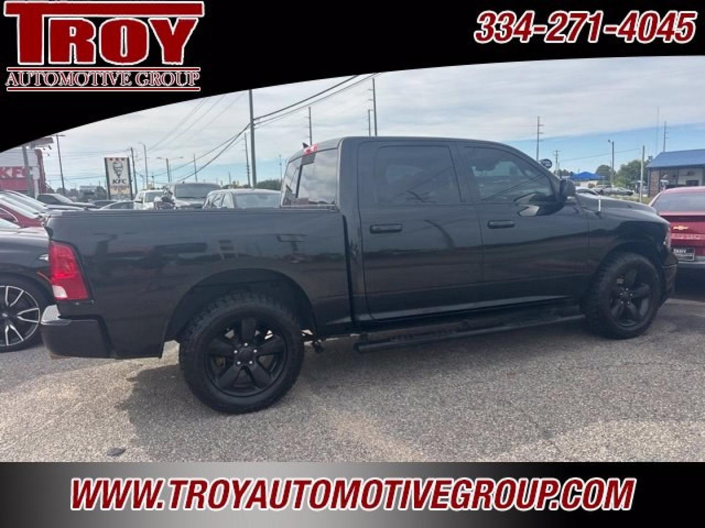 2019 Brilliant Black Crystal Pearlcoat /Diesel Gray/Black Ram 1500 Classic Big Horn (1C6RR7LT9KS) with an HEMI 5.7L V8 Multi Displacement VVT engine, Automatic transmission, located at 6812 Atlanta Hwy, Montgomery, AL, 36117, (334) 271-4045, 32.382118, -86.178673 - Recent Arrival!<br><br>Brilliant Black Crystal Pearlcoat 2019 Ram 1500 Classic Big Horn 4WD HEMI 5.7L V8 Multi Displacement VVT 8-Speed Automatic<br><br>Financing Available---Top Value for Trades.- Photo#8