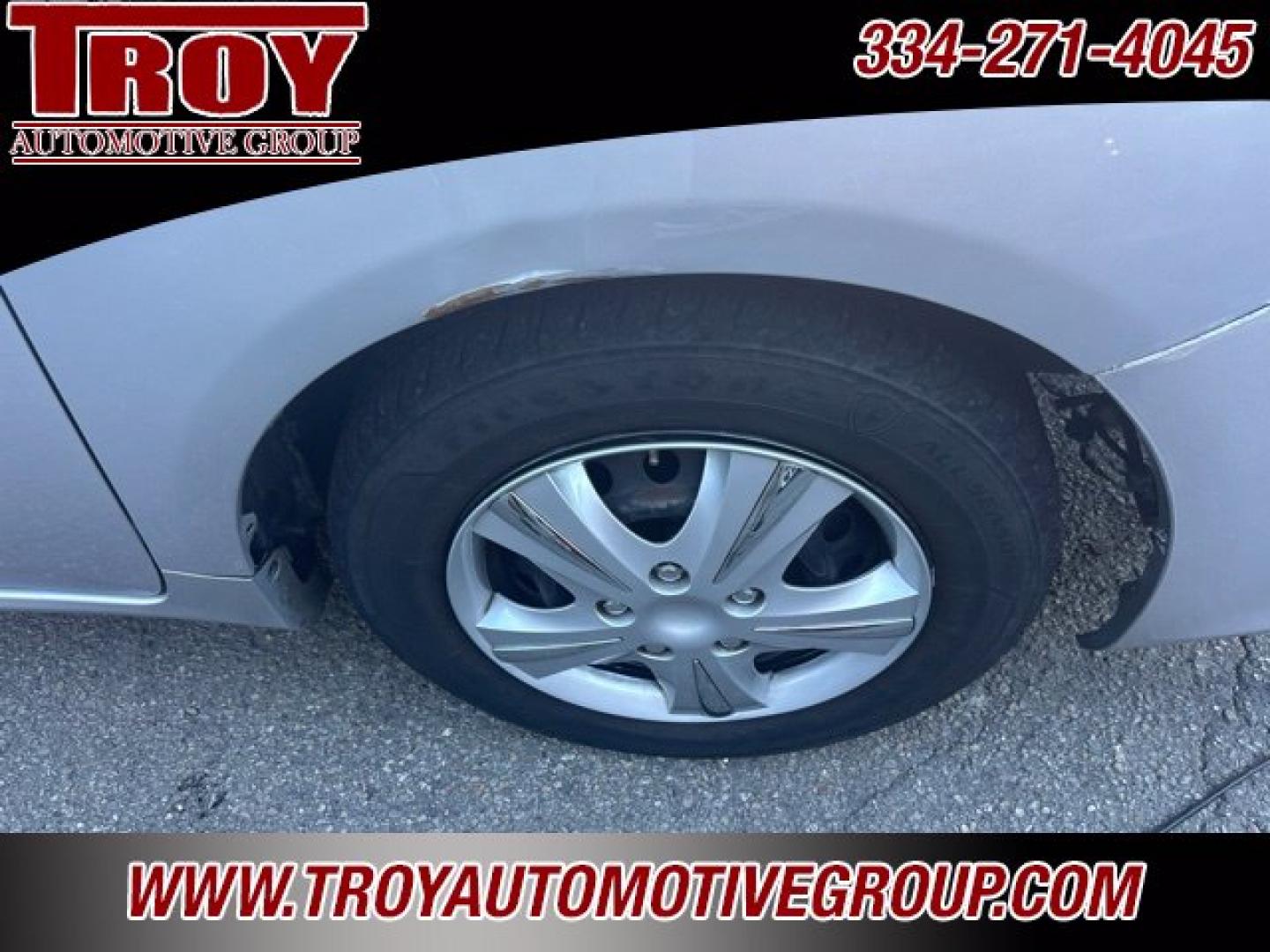 2011 Classic Silver Metallic /Ash Toyota Corolla LE (2T1BU4EE2BC) with an 1.8L I4 DOHC Dual VVT-i engine, Automatic transmission, located at 6812 Atlanta Hwy, Montgomery, AL, 36117, (334) 271-4045, 32.382118, -86.178673 - Recent Arrival!<br><br>Classic Silver Metallic 2011 Toyota Corolla LE FWD 1.8L I4 DOHC Dual VVT-i 4-Speed Automatic<br><br>Financing Available---Top Value for Trades.<br><br>26/34 City/Highway MPG<br><br><br>Awards:<br> * 2011 KBB.com 10 Best Used Cars Under $10,000 * 2011 KBB.com Brand Image Awa- Photo#9